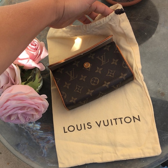 Louis Vuitton Florentine Pouch. ❤️ - Picture 16 of 16